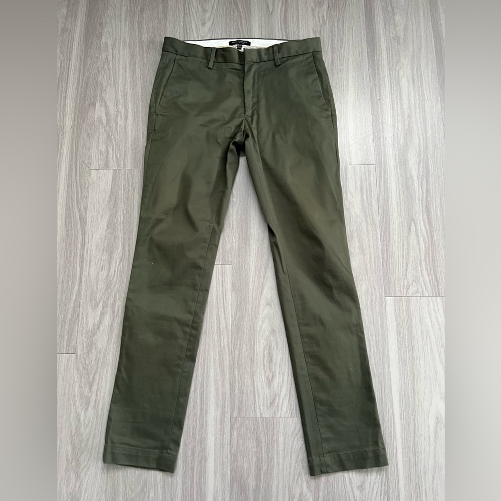 Banana Republic Men's Forest Green Chinos 31x32